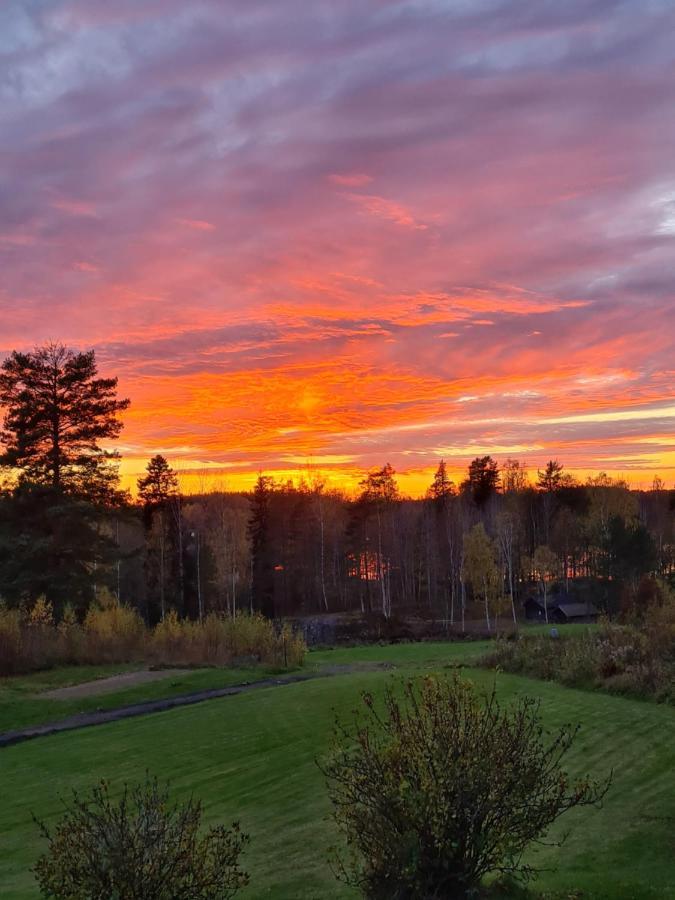 Skogsbrynet B&B, Bredsjö Nya Herrgård Hällefors Eksteriør bilde