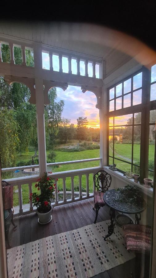 Skogsbrynet B&B, Bredsjö Nya Herrgård Hällefors Eksteriør bilde